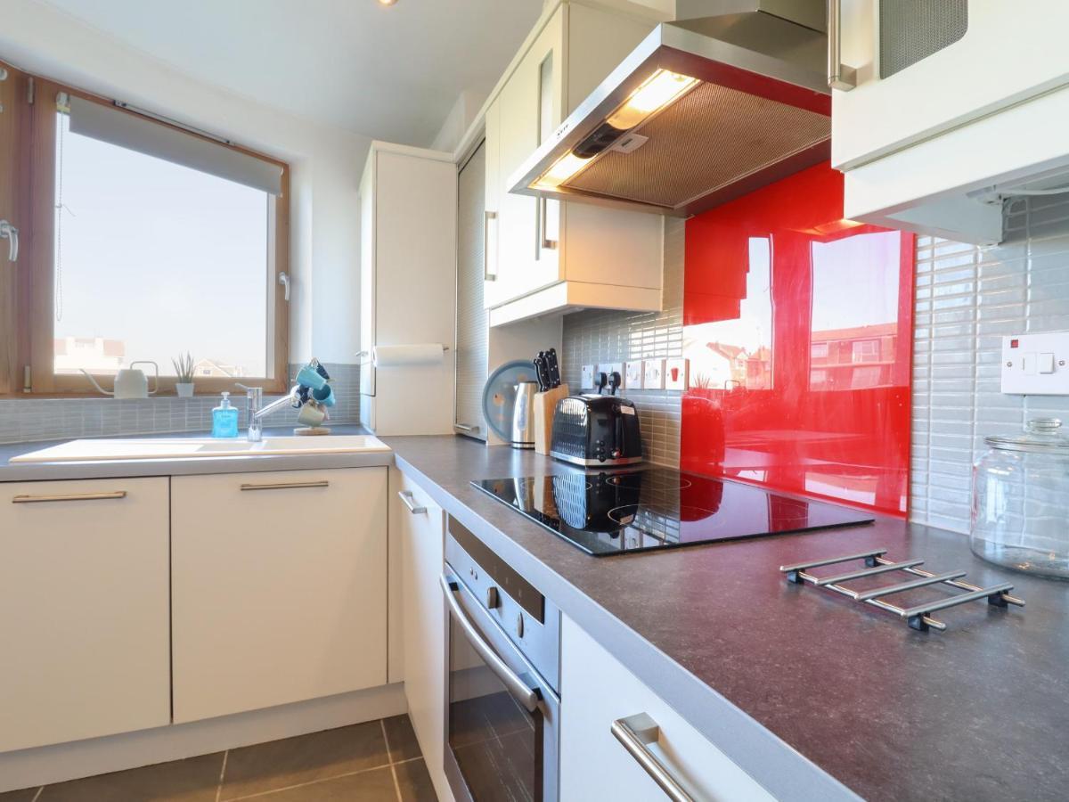 Flat 19 By The Beach Harwich Exteriör bild