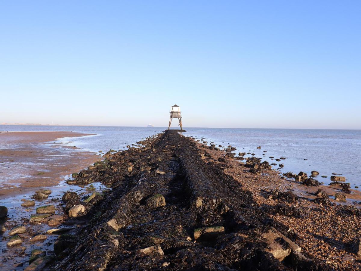 Flat 19 By The Beach Harwich Exteriör bild